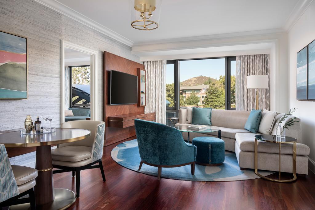 Four Seasons Hotel Los Angeles At ווסטלייק וילג' מראה חיצוני תמונה