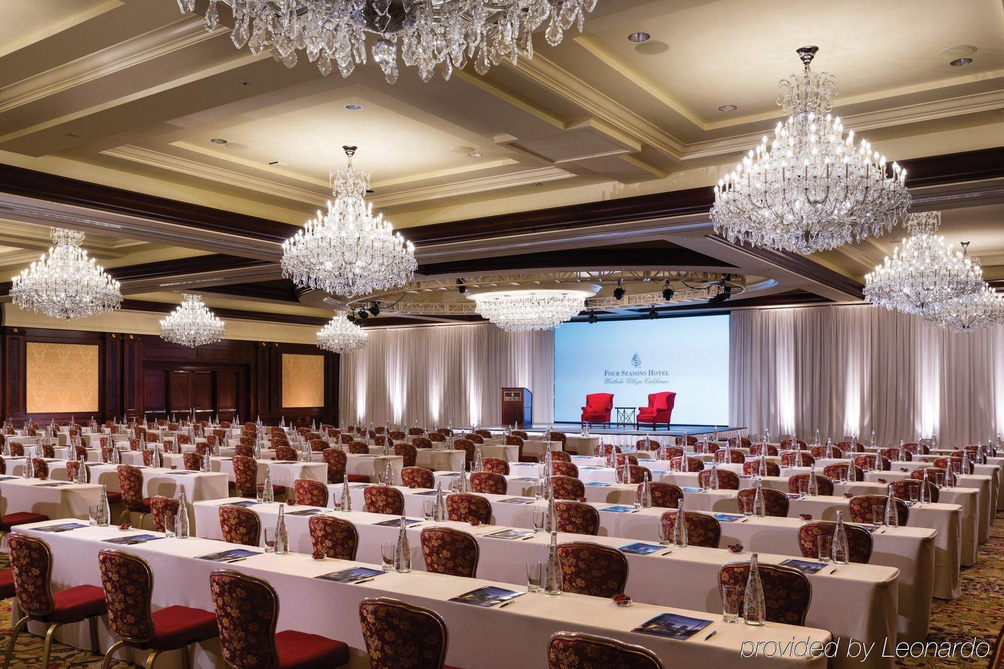 Four Seasons Hotel Los Angeles At ווסטלייק וילג' מראה חיצוני תמונה